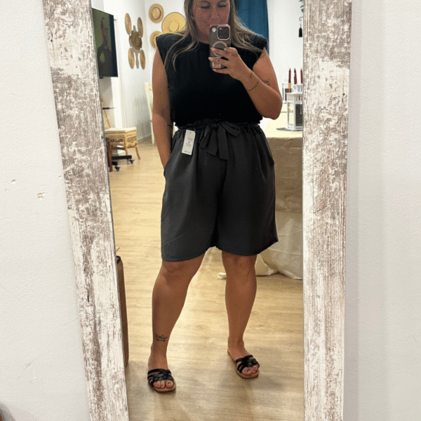 Pantalon corto fluido negro