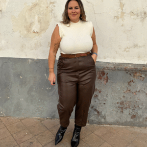 Diseño sin título - 2025-10-24T205650.487 (1) Jersey hombreras blanco