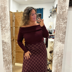 Diseño sin título (59) (1) (1) Jersey cuello barco burdeo