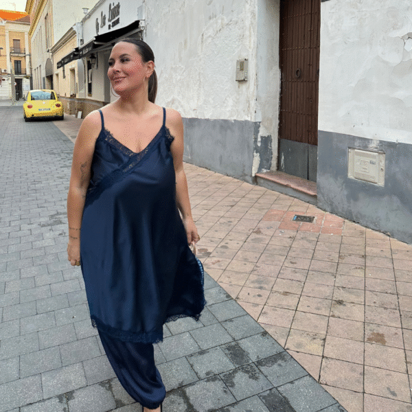 Vestido lencero pico azul marino