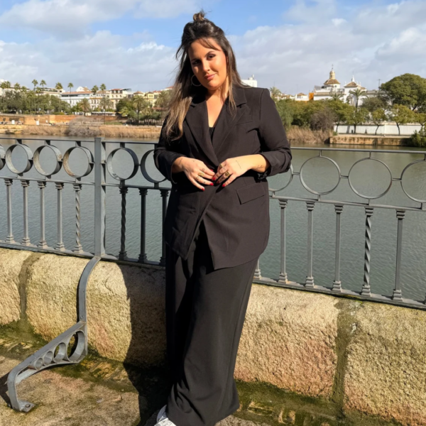 Chaqueta cruzada negra