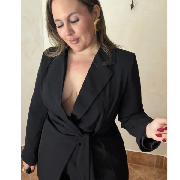 Chaqueta cruzada negra