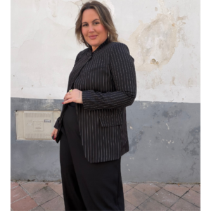 Pantalon negro cruzado