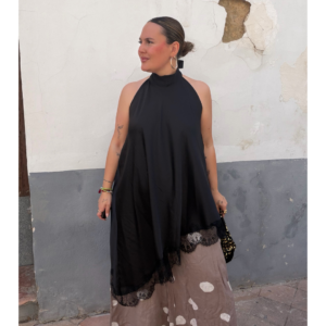Camisola lencera cuello halter negra