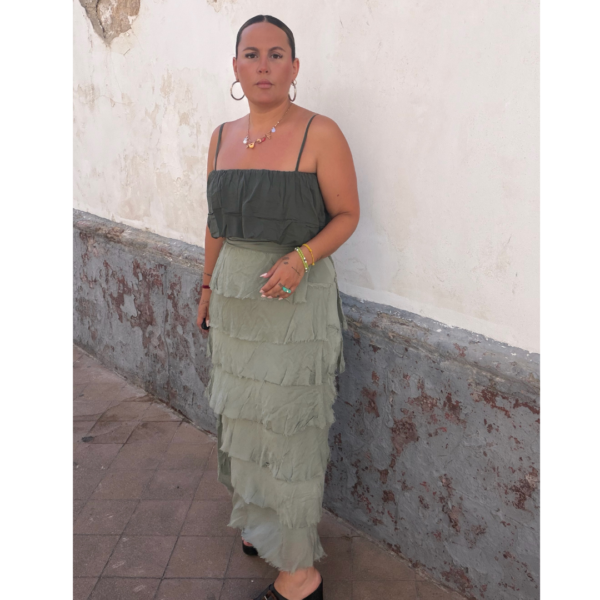 Falda volantes caqui