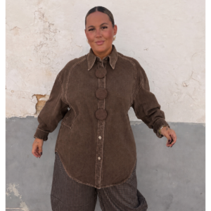 Camisa vaquera boton marron
