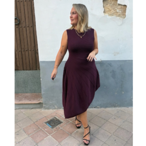 Vestido abanico burdeo