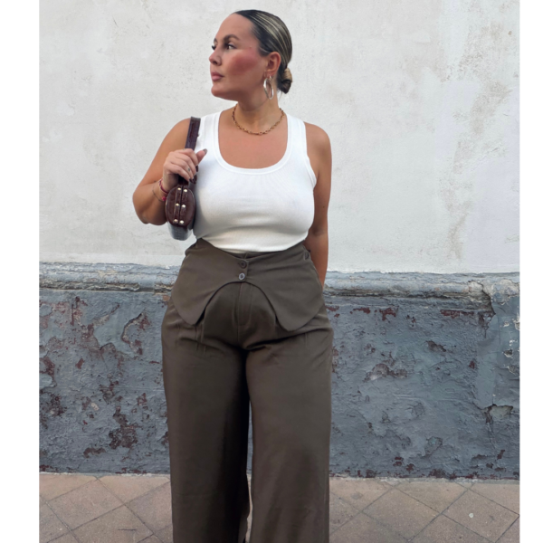 Pantalon doble boton camel