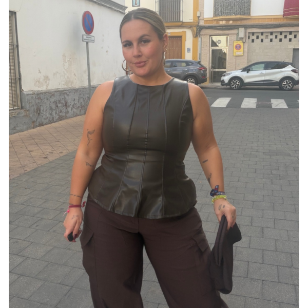 Corset de cuero marron