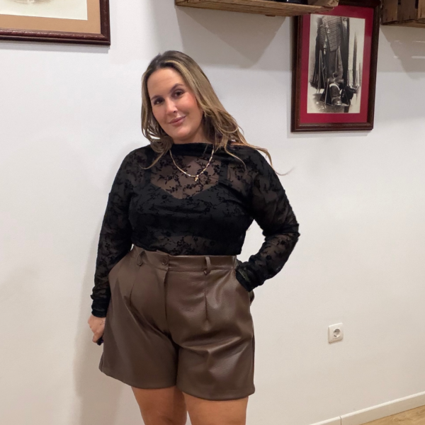 Pantalon corto de cuero